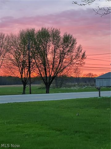 6134 Mahoning Avenue NW, Warren, OH 44481