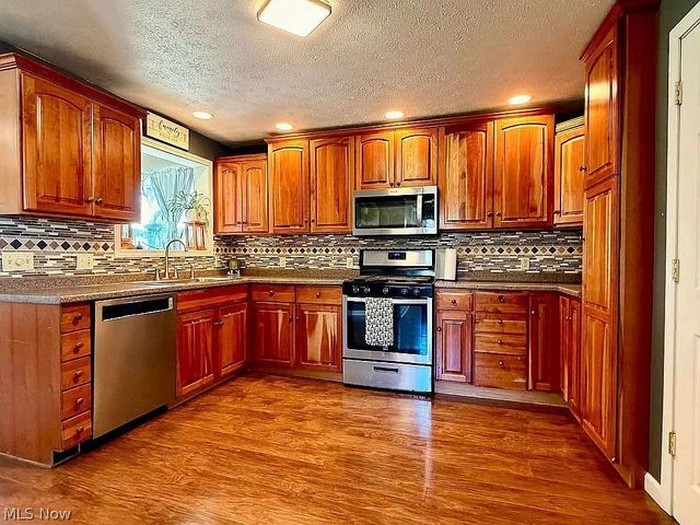 6134 Mahoning Avenue NW, Warren, OH 44481