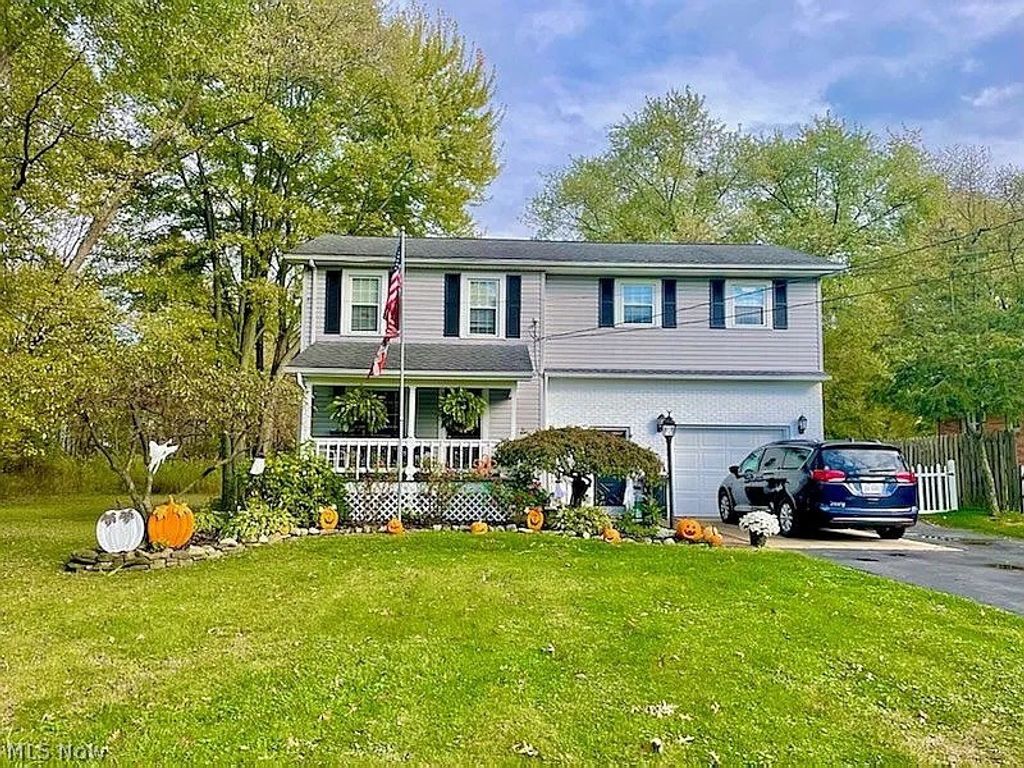 6134 Mahoning Avenue NW, Warren, OH 44481