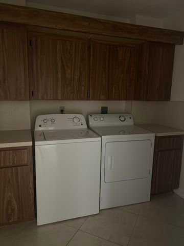 3640 WHITEHALL Drive 206, West Palm Beach, FL 33401