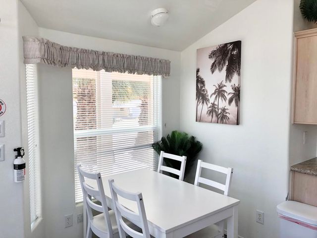 74711 Dillon Rd Spc 128, Desert Hot Springs, CA 92241