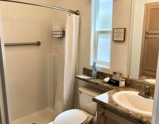 74711 Dillon Rd Spc 128, Desert Hot Springs, CA 92241