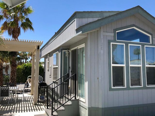 74711 Dillon Rd Spc 128, Desert Hot Springs, CA 92241