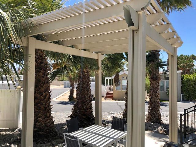 74711 Dillon Rd Spc 128, Desert Hot Springs, CA 92241
