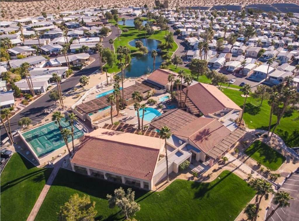 74711 Dillon Rd Spc 128, Desert Hot Springs, CA 92241