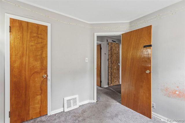 20588 Norborne, Redford, MI 48240