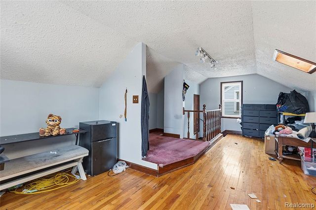 20588 Norborne, Redford, MI 48240