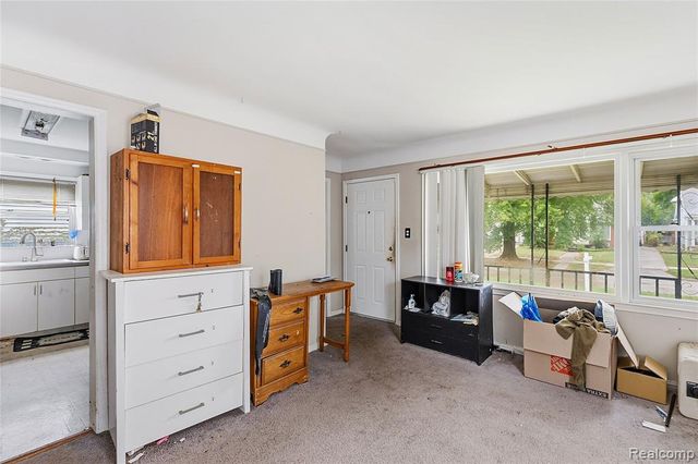 20588 Norborne, Redford, MI 48240