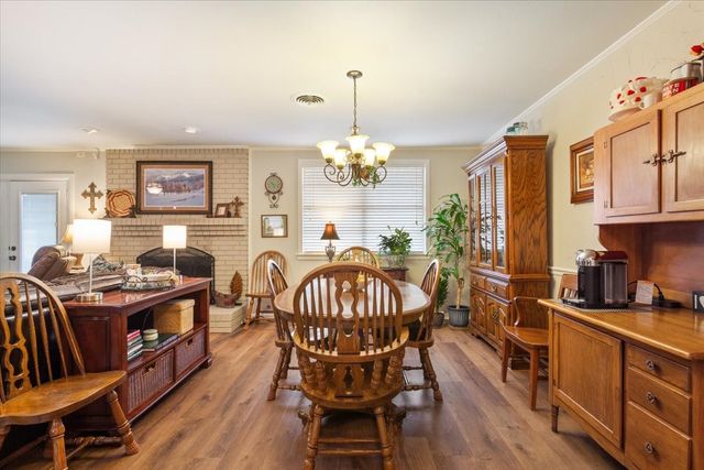 416 White Hall Drive, Woodway, TX 76712