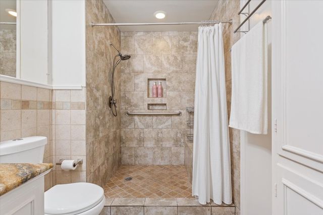 416 White Hall Drive, Woodway, TX 76712