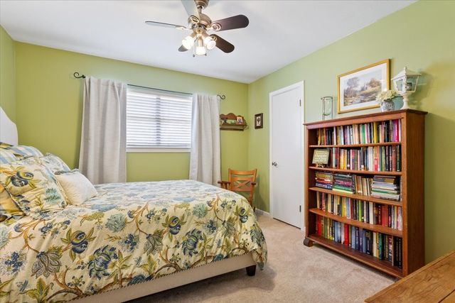 416 White Hall Drive, Woodway, TX 76712