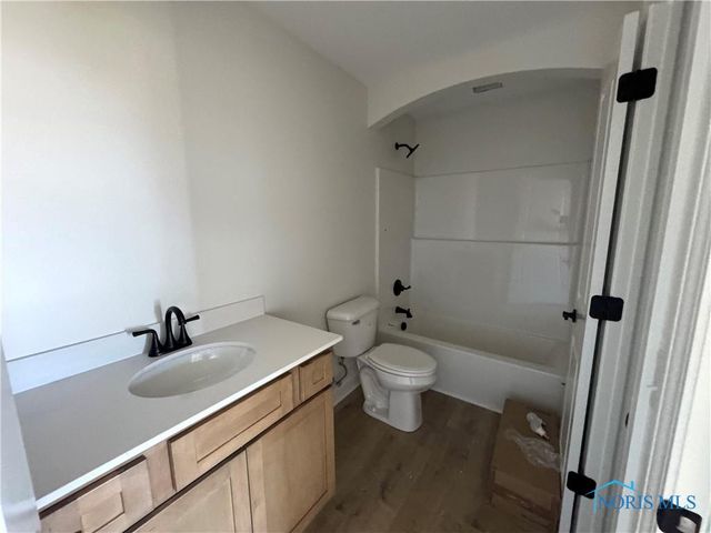 1159 Riley Lane, Waterville, OH 43566