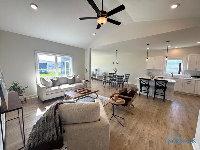 1159 Riley Lane, Waterville, OH 43566