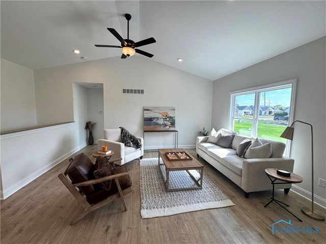 1159 Riley Lane, Waterville, OH 43566