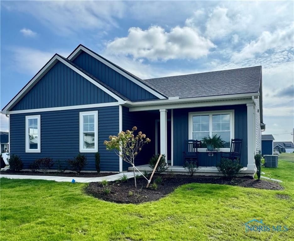 1159 Riley Lane, Waterville, OH 43566