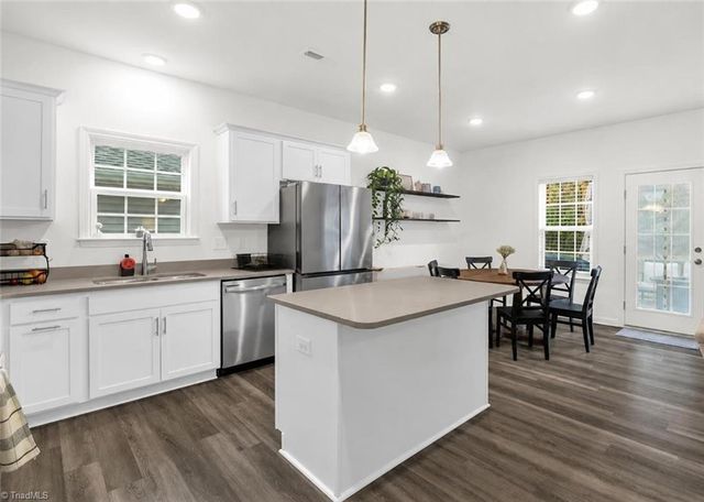 828 Sagemount Street, Jamestown, NC 27282