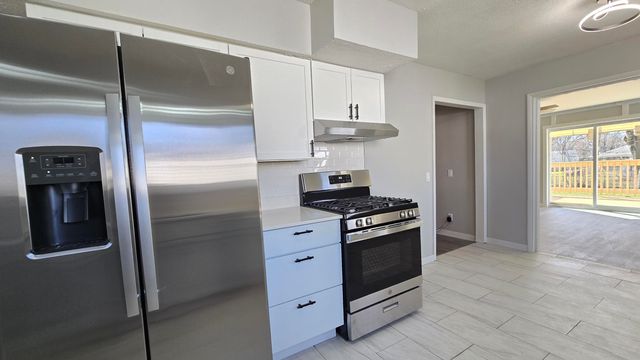 3109 Risdale Avenue, Lansing, MI 48911