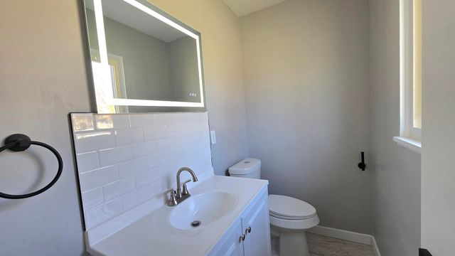 3109 Risdale Avenue, Lansing, MI 48911