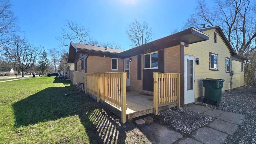 3109 Risdale Avenue, Lansing, MI 48911