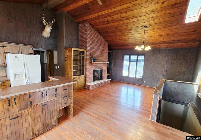 33 Lakewood Drive, Columbus, NE 68601