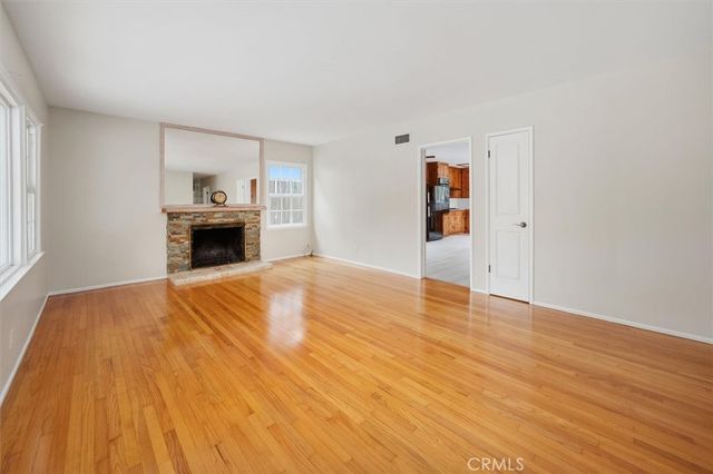 955 Eilinita, Glendale, CA 91208