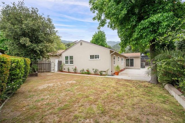 955 Eilinita, Glendale, CA 91208