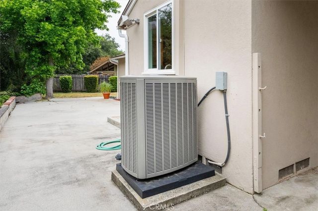955 Eilinita, Glendale, CA 91208