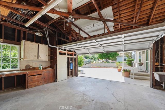 955 Eilinita, Glendale, CA 91208