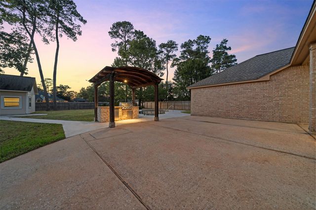 14415 Spring Mountain Drive, Tomball, TX 77377