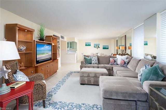 4005 Gulf Shore BLVD N 100, Naples, FL 34103
