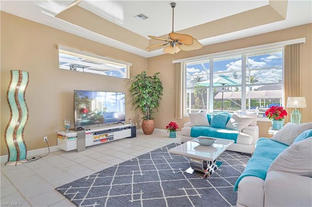 2010 SE 18th AVE, Cape Coral, FL 33990