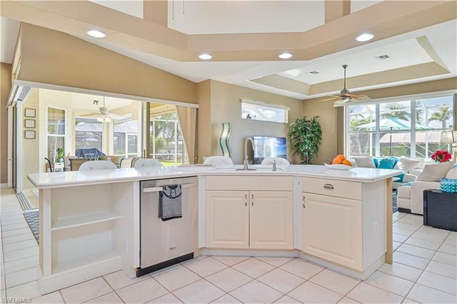 2010 SE 18th AVE, Cape Coral, FL 33990