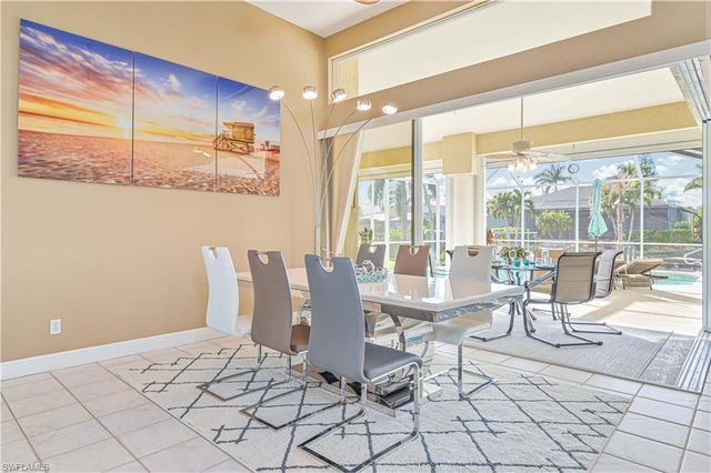 2010 SE 18th AVE, Cape Coral, FL 33990