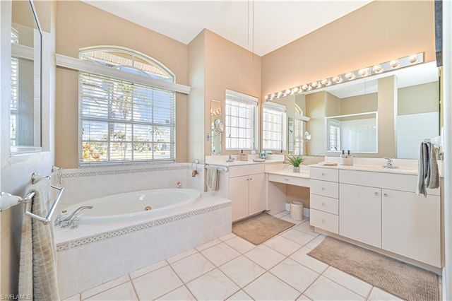 2010 SE 18th AVE, Cape Coral, FL 33990