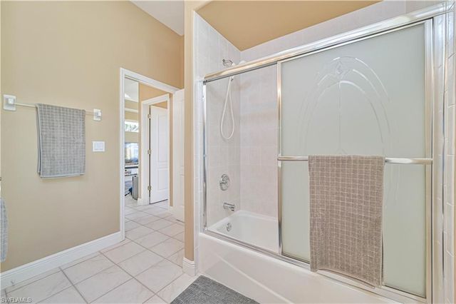 2010 SE 18th AVE, Cape Coral, FL 33990