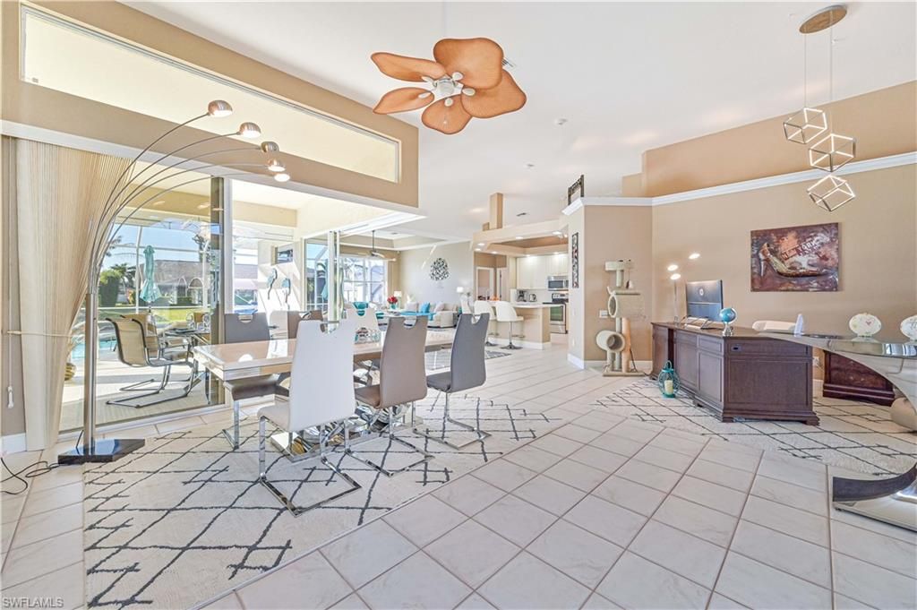 Image 27 of property listing at 2010 SE 18th AVE, Cape Coral, FL 33990