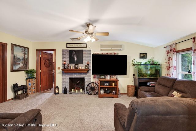 296 2nd Avenue, Kingston, NY 12401