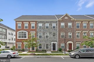 14803 RETREAT BLVD, Chantilly, VA 20151