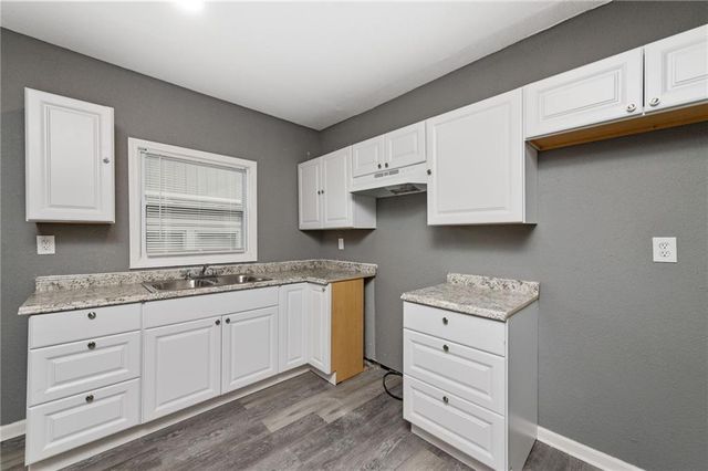 1418 HARDESTY Avenue, Kansas City, MO 64127