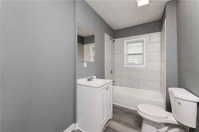 1418 HARDESTY Avenue, Kansas City, MO 64127