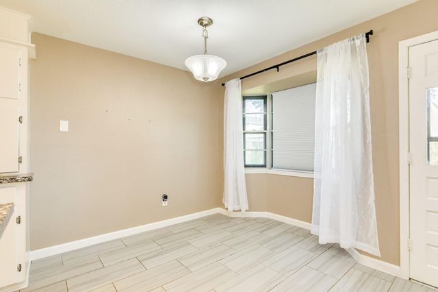 326 N Yaupon Street, Richwood, TX 77531