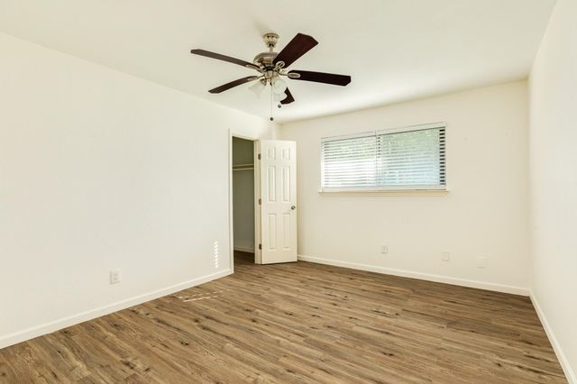 326 N Yaupon Street, Richwood, TX 77531