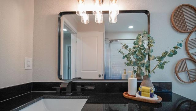 110 92ND AVENUE NE, St Petersburg, FL 33702