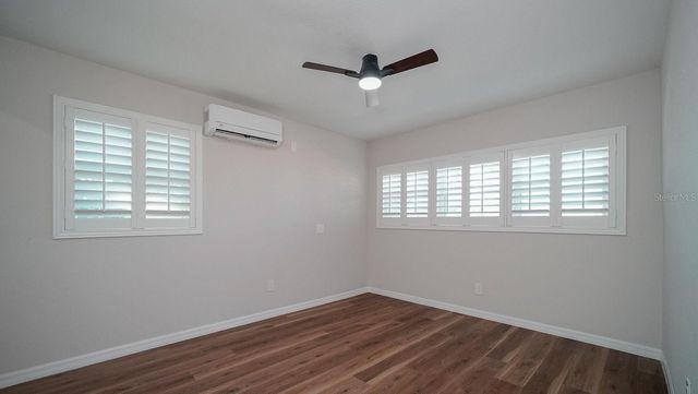 110 92ND AVENUE NE, St Petersburg, FL 33702