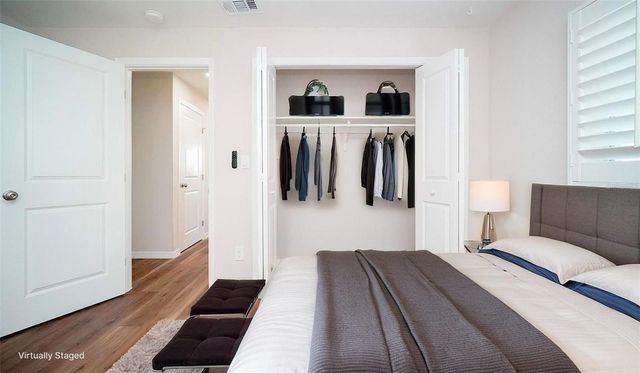 110 92ND AVENUE NE, St Petersburg, FL 33702