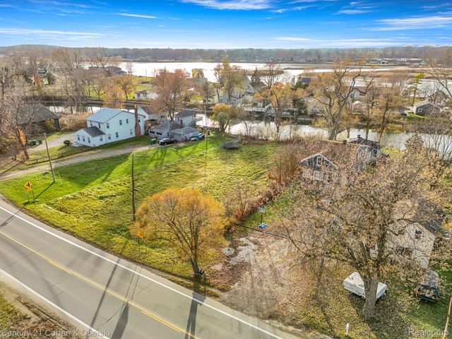 5 W Jefferson Avenue, Brownstown Charter Township, MI 48173