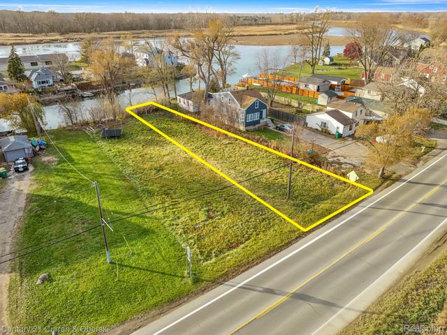 5 W Jefferson Avenue, Brownstown Charter Township, MI 48173