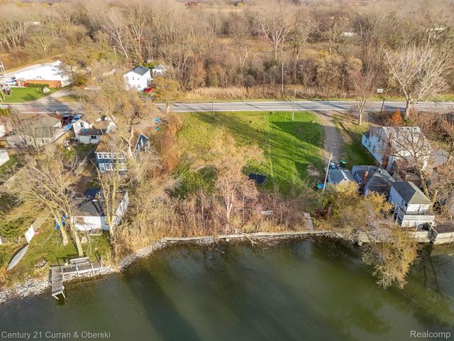 5 W Jefferson Avenue, Brownstown Charter Township, MI 48173