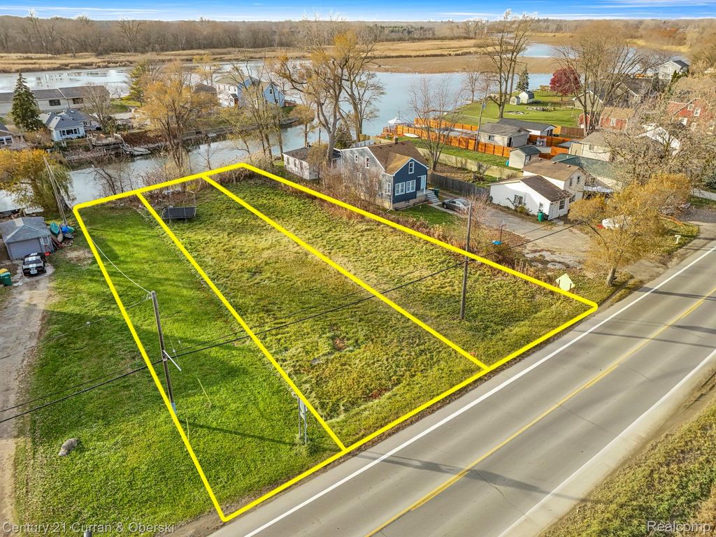 5 W Jefferson Avenue, Brownstown Charter Township, MI 48173