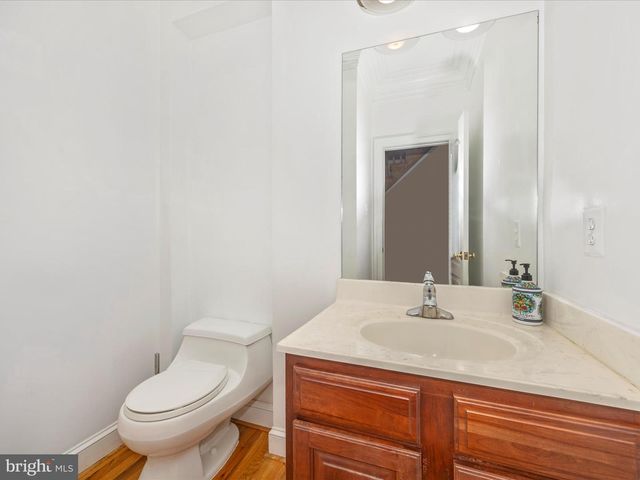 18818 LIBERTY MILL RD, Germantown, MD 20874